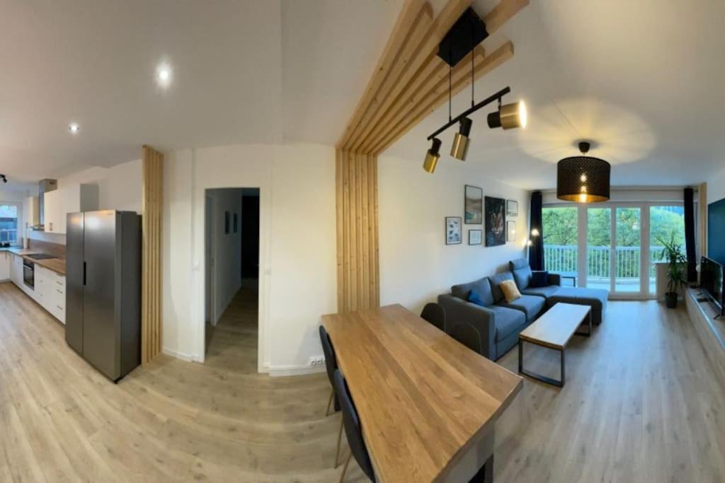 Blue Iro, Lumineux, 4 Chambres, Balcon, 105M2 Saint-Etienne  Buitenkant foto