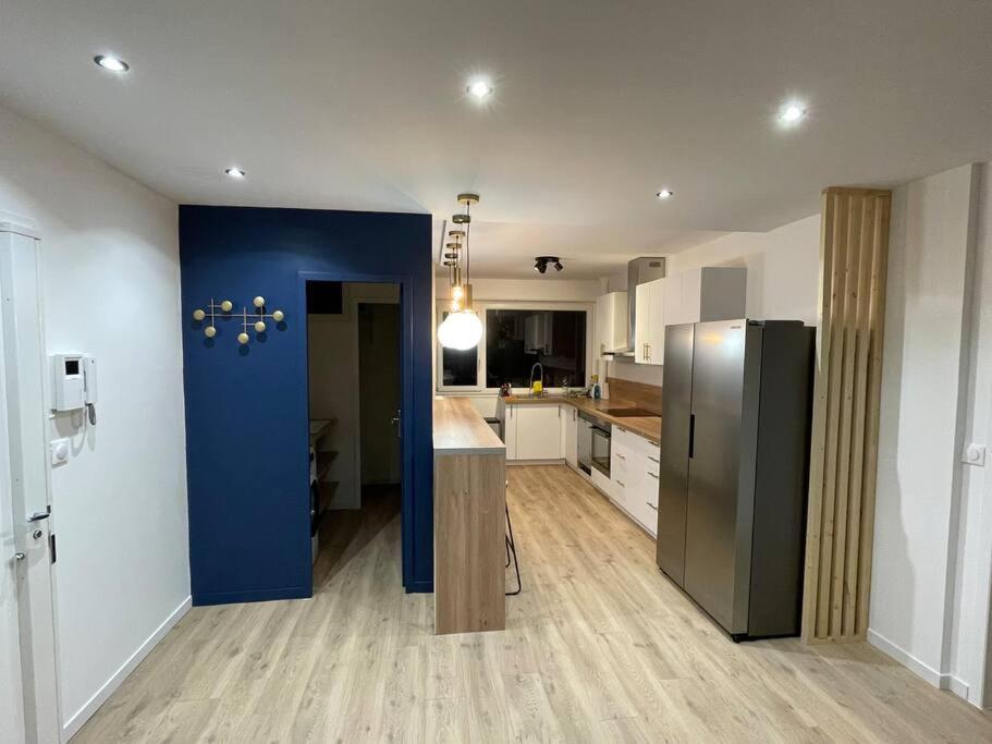 Blue Iro, Lumineux, 4 Chambres, Balcon, 105M2 Saint-Etienne  Buitenkant foto